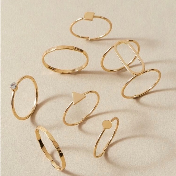 Jewelry - Gold 7pc Rhinestone Geometric Ring Set